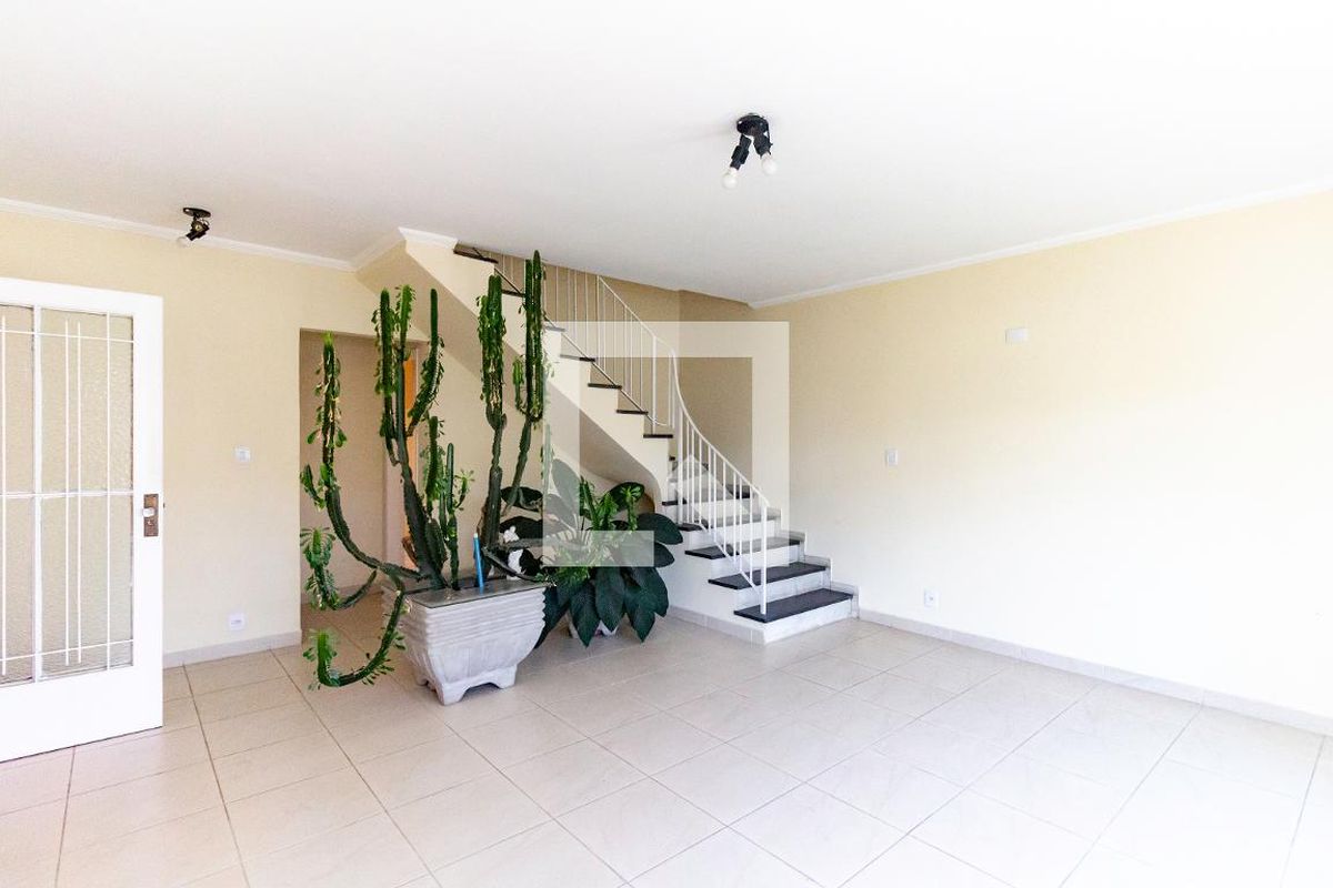 Casa, 4 quartos, 270 m² - Foto 4