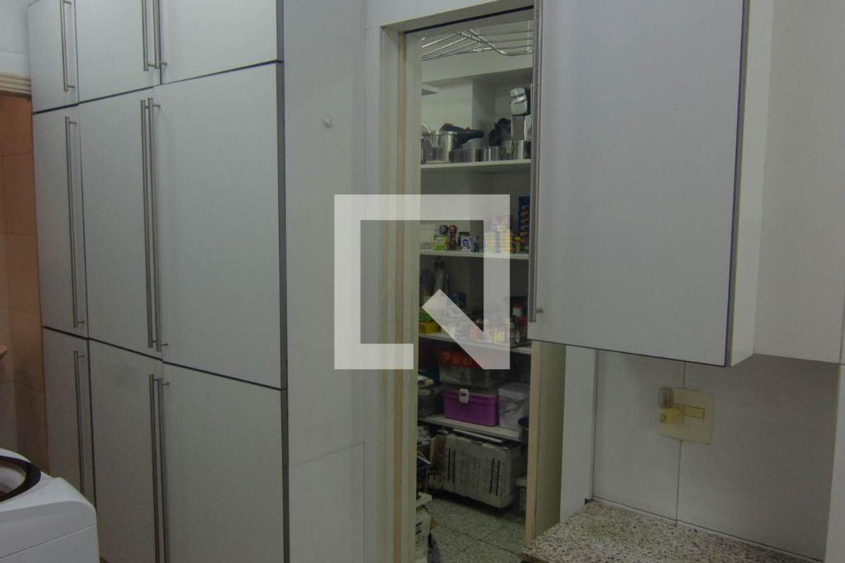 Apartamento, 3 quartos, 300 m² - Foto 142
