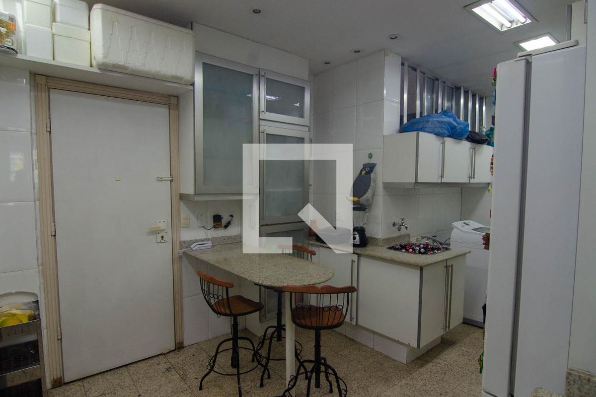 Apartamento, 3 quartos, 300 m² - Foto 126