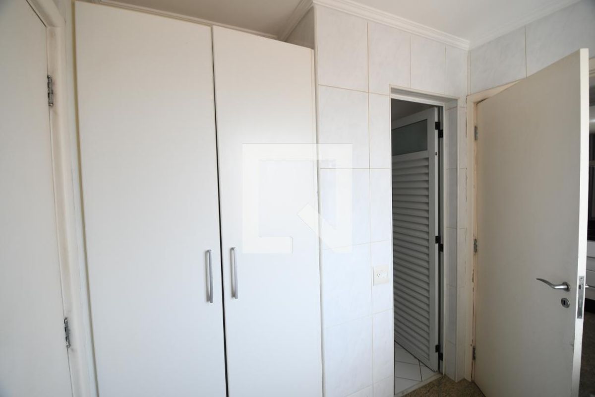 Apartamento à Venda - Mansões Santo Antônio, 4 Quartos,  213 m2 em , Campinas - sp | SoloBR