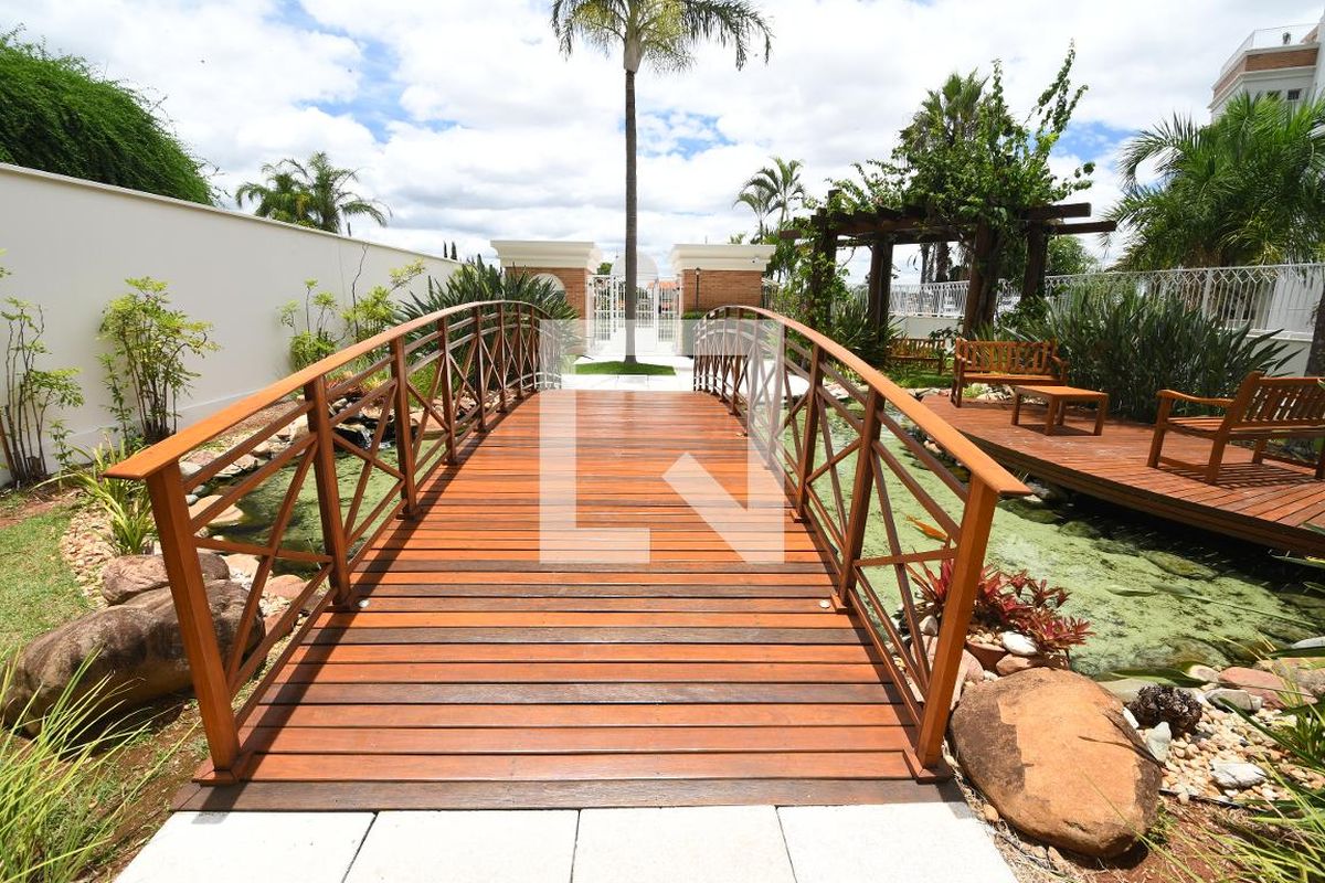 Apartamento à Venda - Mansões Santo Antônio, 4 Quartos,  213 m2 em , Campinas - sp | SoloBR