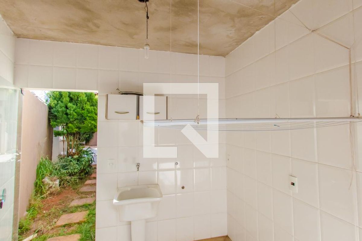 Casa à Venda - Jardim Flamboyant, 3 Quartos,  137 m2 em , Campinas - sp | SoloBR