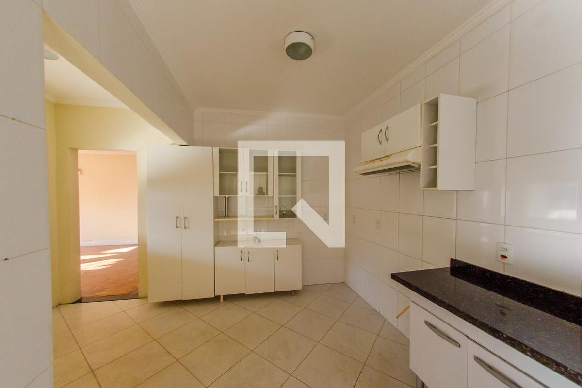 Casa à Venda - Jardim Flamboyant, 3 Quartos,  137 m2 em , Campinas - sp | SoloBR