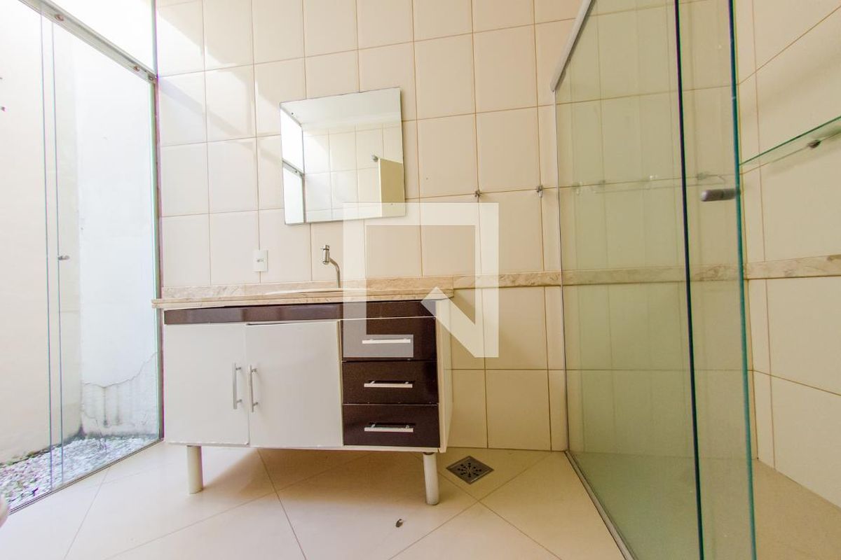 Casa à Venda - Jardim Flamboyant, 3 Quartos,  137 m2 em , Campinas - sp | SoloBR