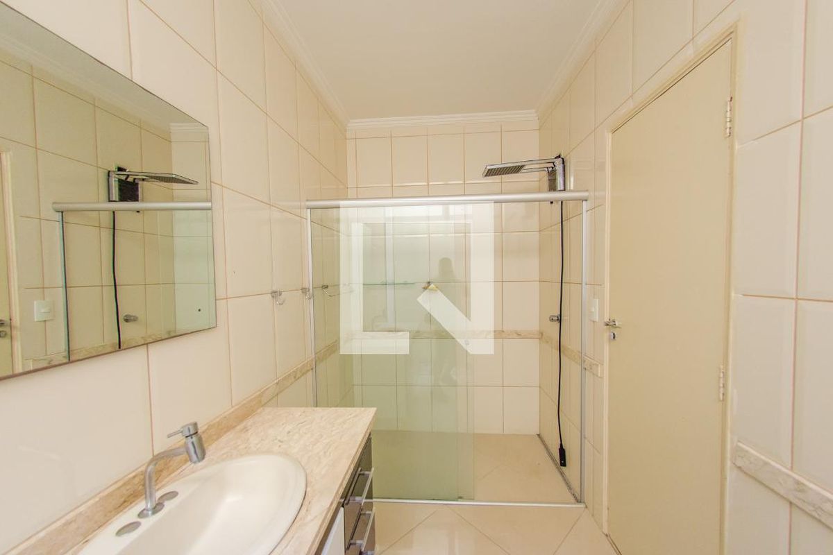Casa à Venda - Jardim Flamboyant, 3 Quartos,  137 m2 em , Campinas - sp | SoloBR