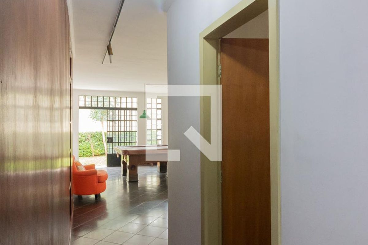 Casa, 3 quartos, 195 m² - Foto 8