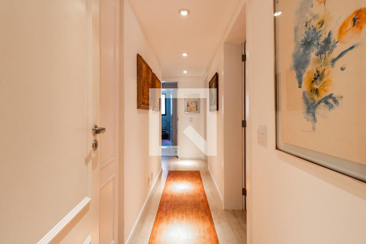Apartamento, 3 quartos, 210 m² - Foto 11
