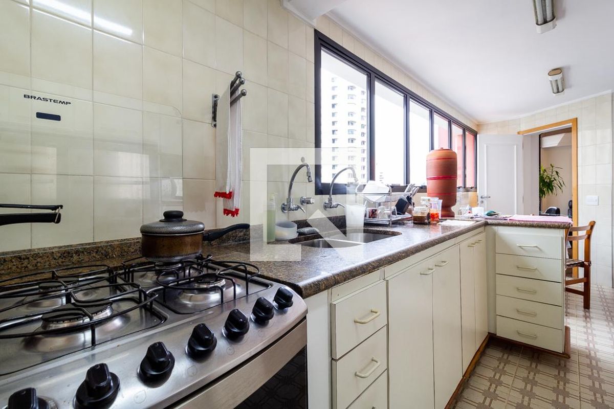 Apartamento, 3 quartos, 210 m² - Foto 36
