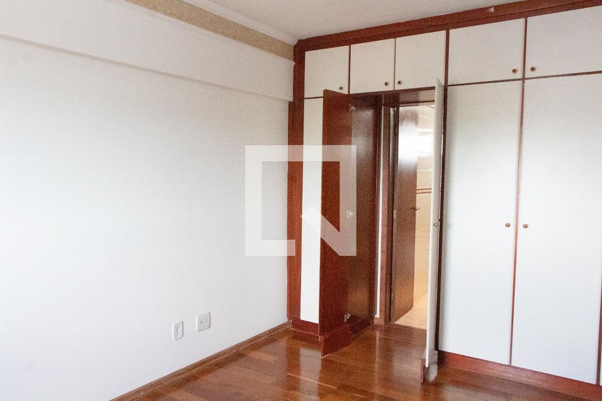 Apartamento à Venda - Jardim Flamboyant, 4 Quartos,  296 m2 em , Campinas - sp | SoloBR