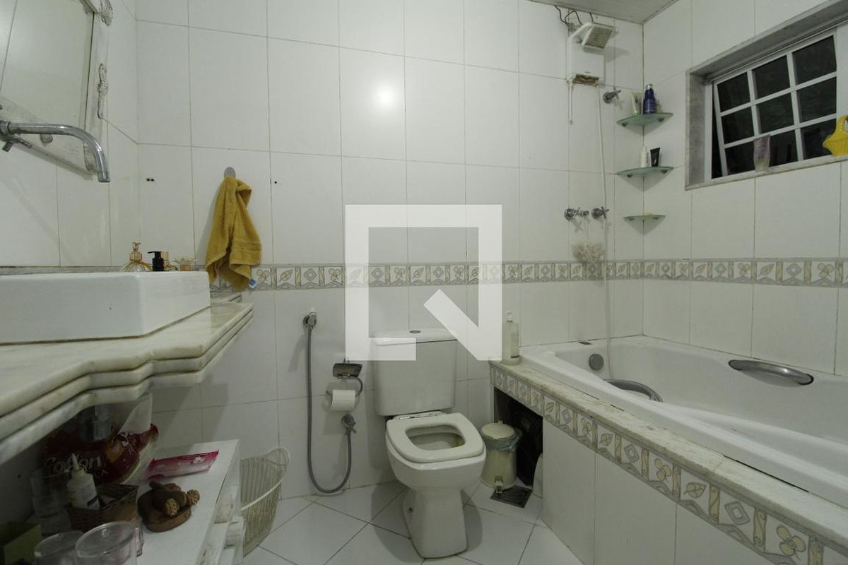 Casa, 4 quartos, 240 m² - Foto 72
