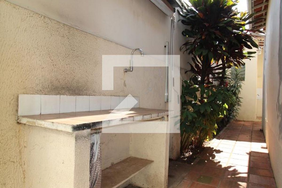 Casa à Venda - Taquaral, 3 Quartos,  190 m2 em , Campinas - sp | SoloBR