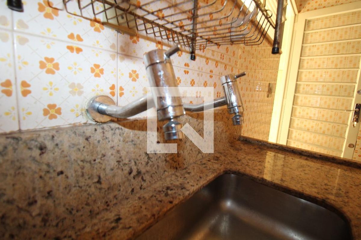 Casa à Venda - Taquaral, 3 Quartos,  190 m2 em , Campinas - sp | SoloBR