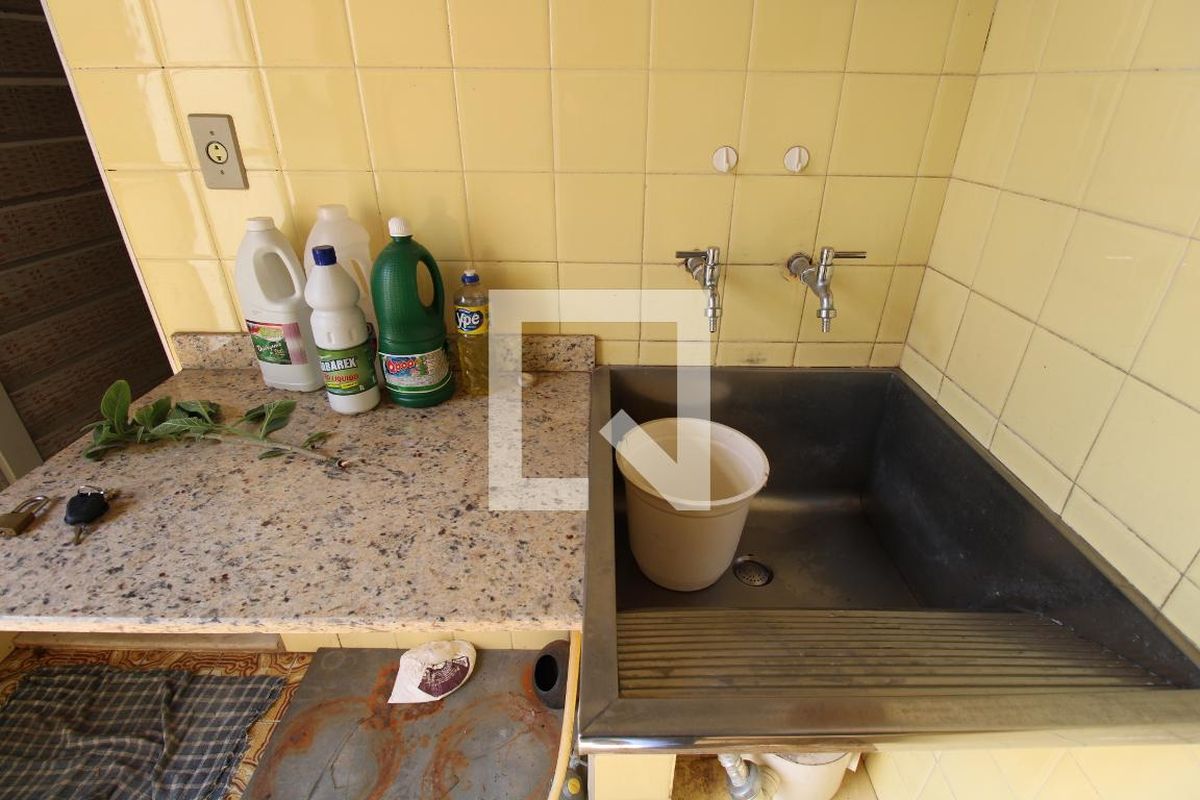 Casa à Venda - Taquaral, 3 Quartos,  190 m2 em , Campinas - sp | SoloBR