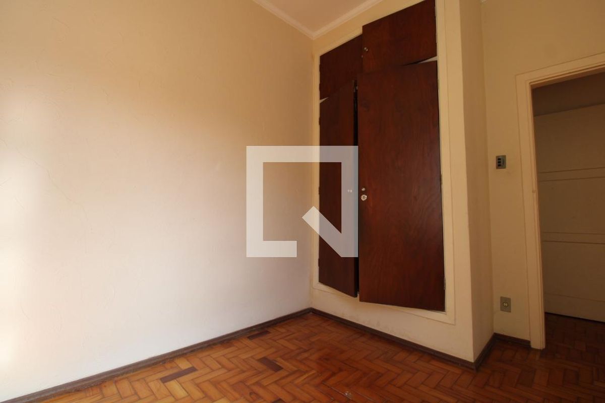 Casa à Venda - Taquaral, 3 Quartos,  190 m2 em , Campinas - sp | SoloBR