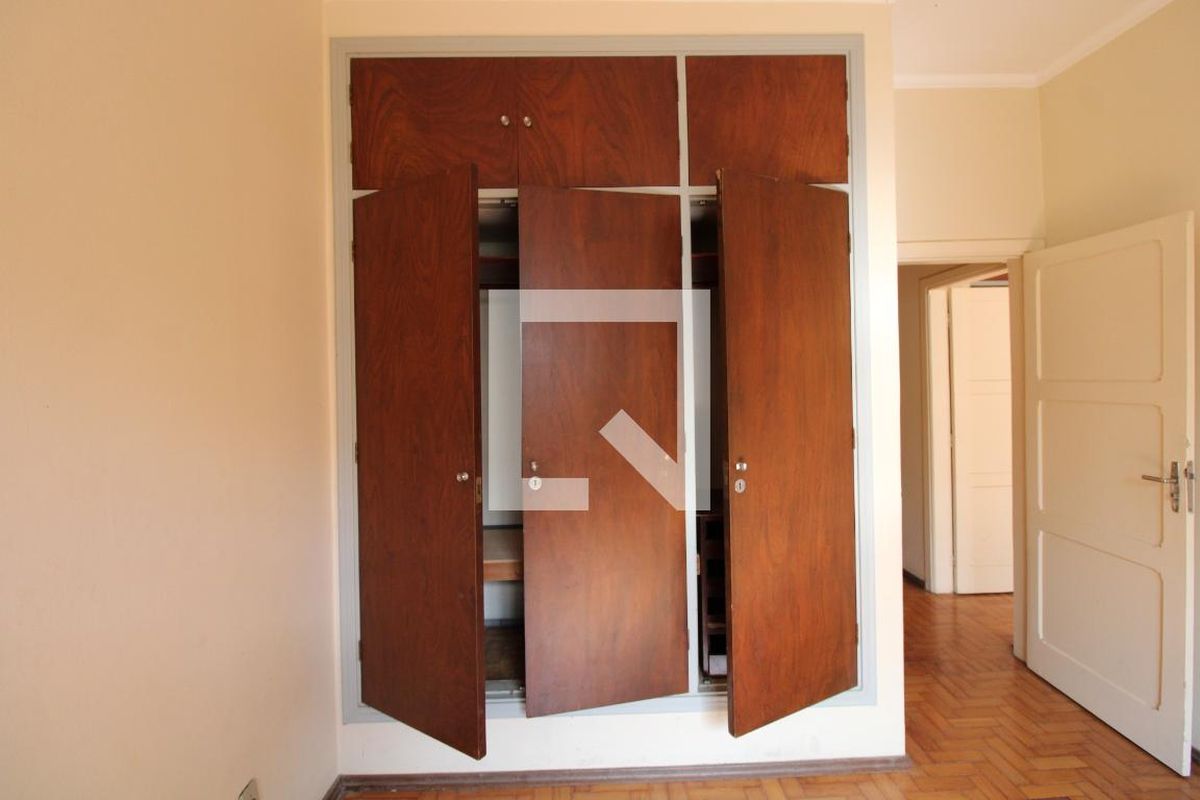 Casa à Venda - Taquaral, 3 Quartos,  190 m2 em , Campinas - sp | SoloBR
