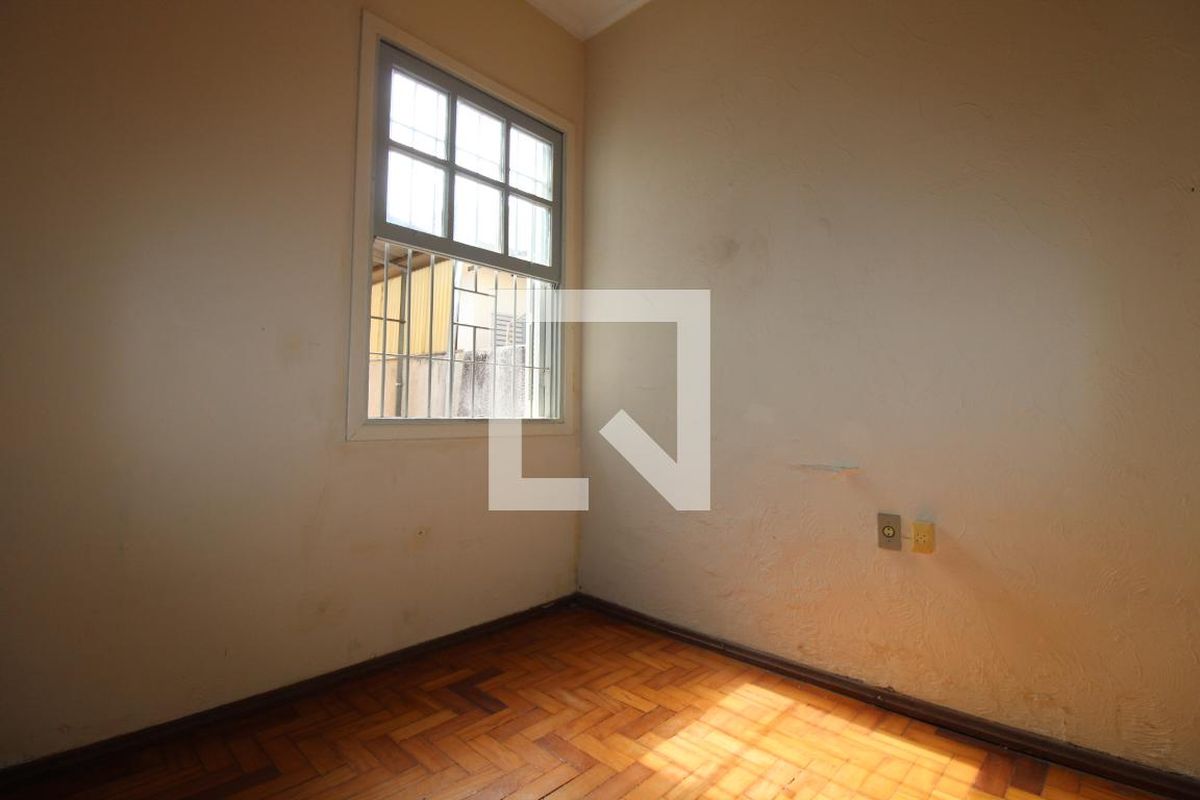 Casa à Venda - Taquaral, 3 Quartos,  190 m2 em , Campinas - sp | SoloBR