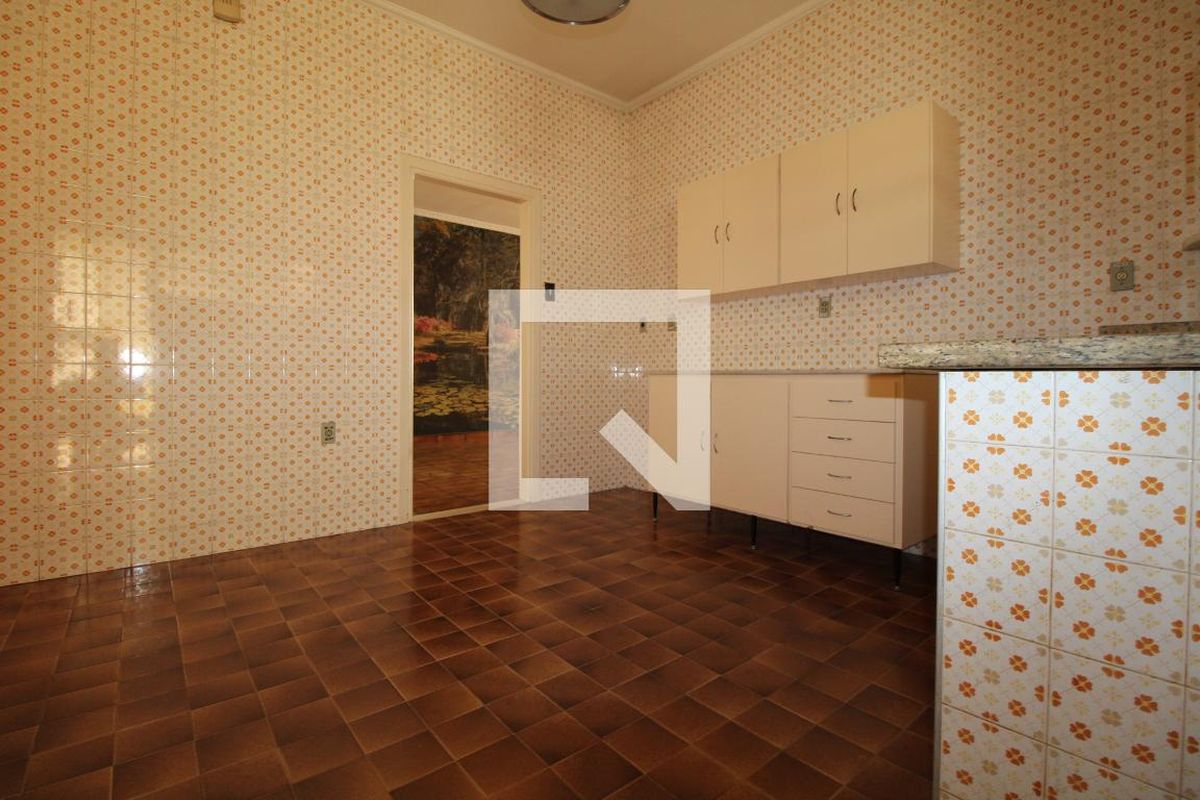 Casa à Venda - Taquaral, 3 Quartos,  190 m2 em , Campinas - sp | SoloBR
