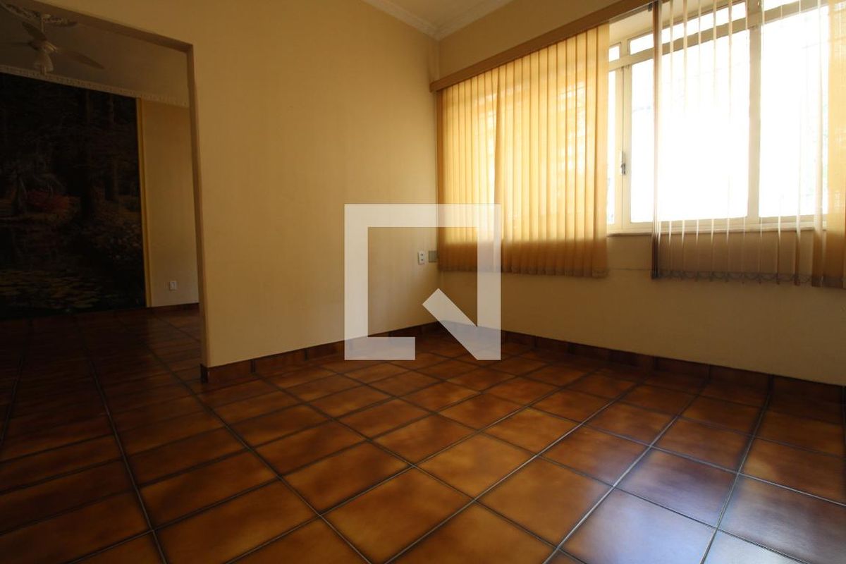 Casa à Venda - Taquaral, 3 Quartos,  190 m2 em , Campinas - sp | SoloBR