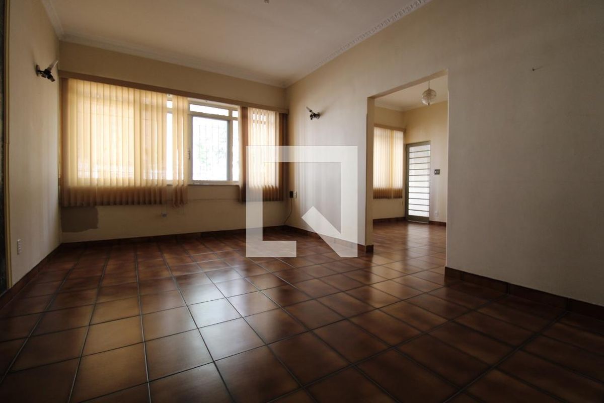Casa à Venda - Taquaral, 3 Quartos,  190 m2 em , Campinas - sp | SoloBR