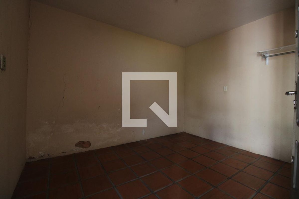 Casa à Venda - Taquaral, 3 Quartos,  190 m2 em , Campinas - sp | SoloBR