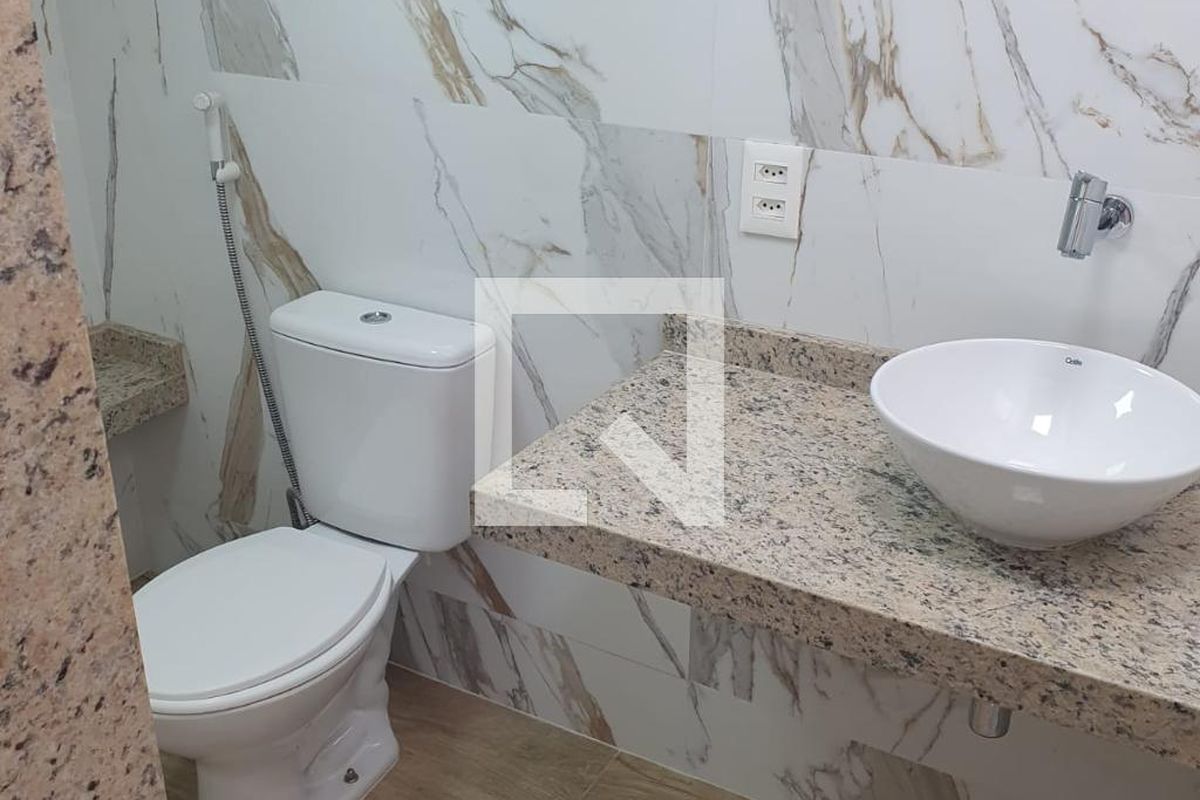Casa, 4 quartos, 240 m² - Foto 34