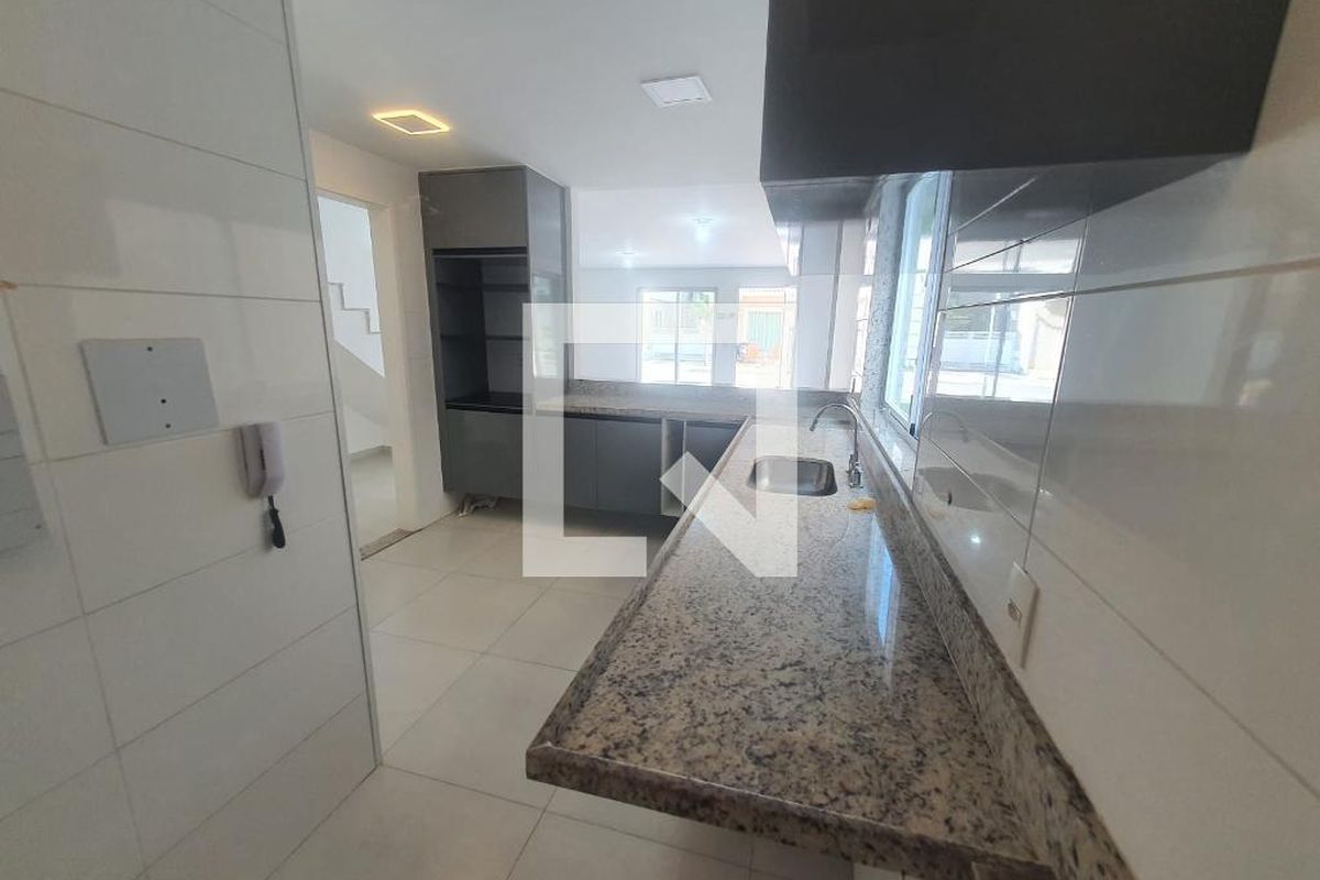 Casa, 4 quartos, 240 m² - Foto 92