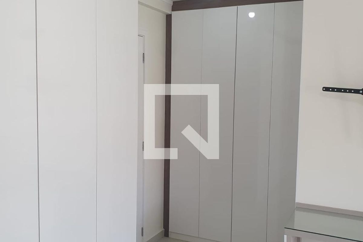 Casa, 4 quartos, 240 m² - Foto 30
