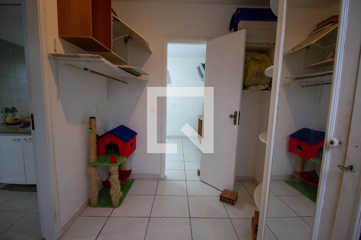 Casa, 6 quartos, 570 m² - Foto 28