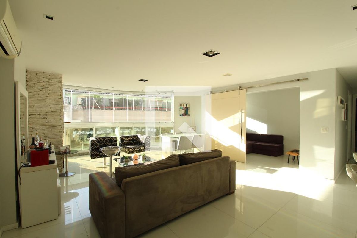 Apartamento, 3 quartos, 100 m² - Foto 2