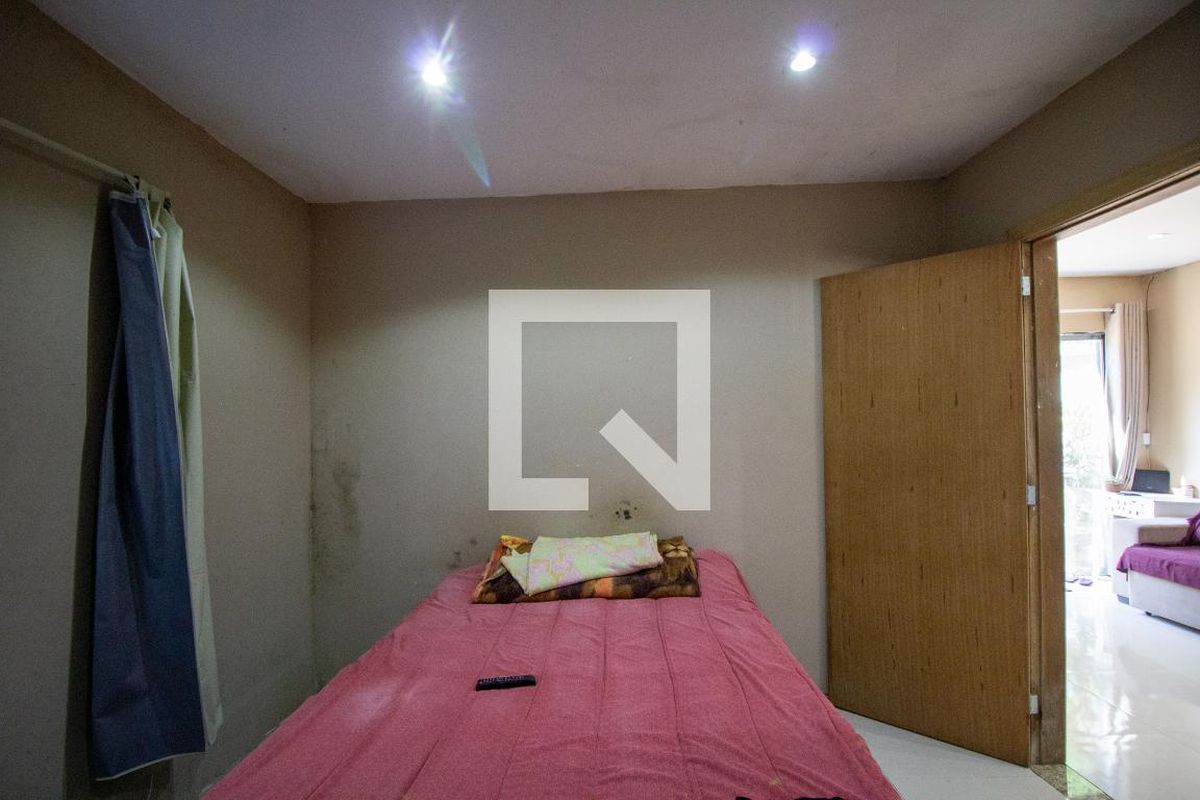 Casa, 1 quarto, 900 m² - Foto 16