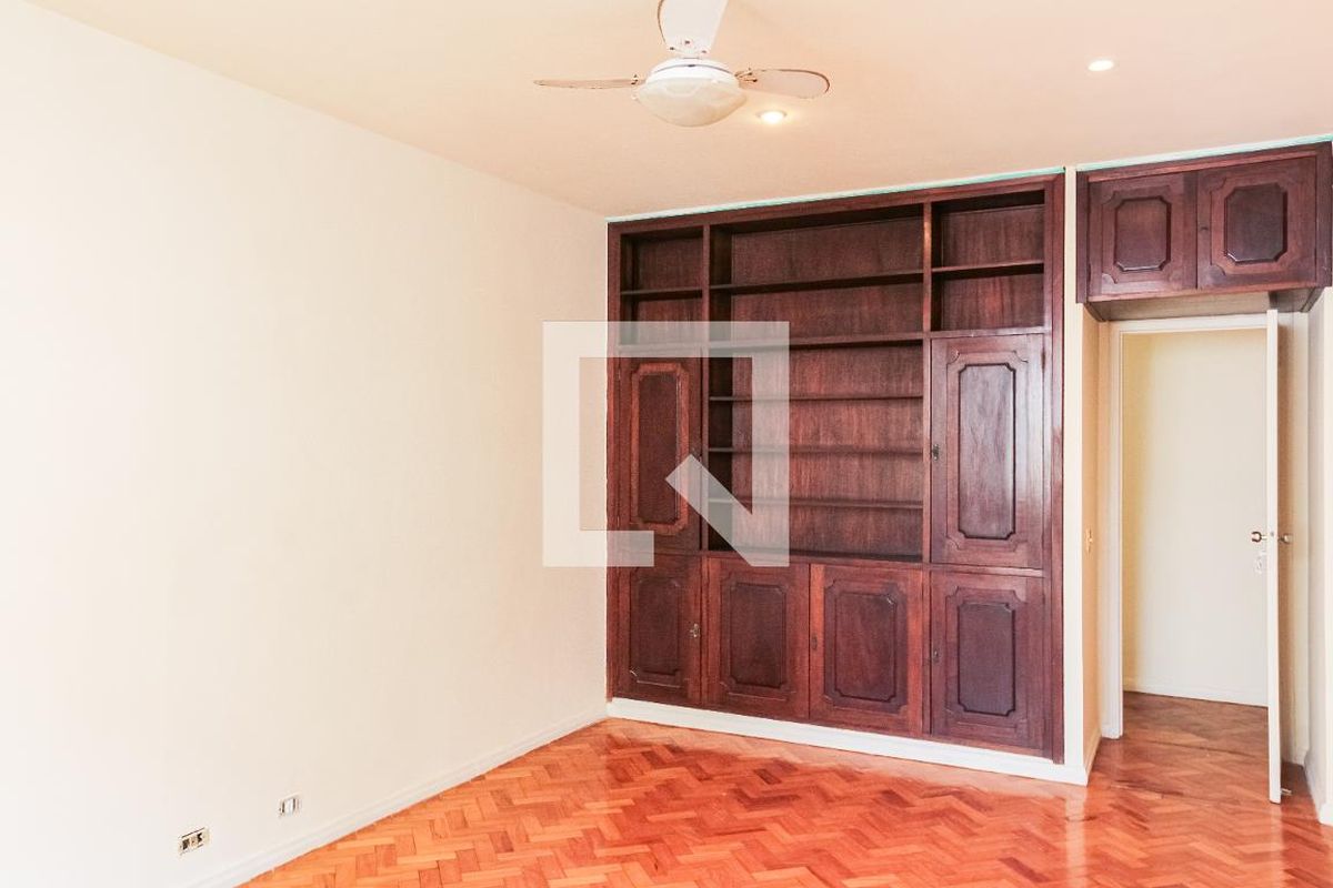 Apartamento, 3 quartos, 220 m² - Foto 9