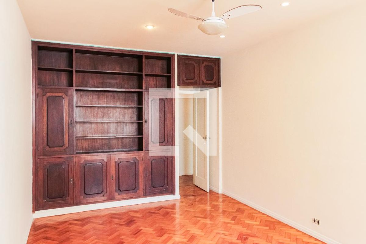 Apartamento, 3 quartos, 220 m² - Foto 11
