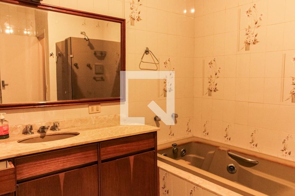Apartamento, 3 quartos, 220 m² - Foto 31