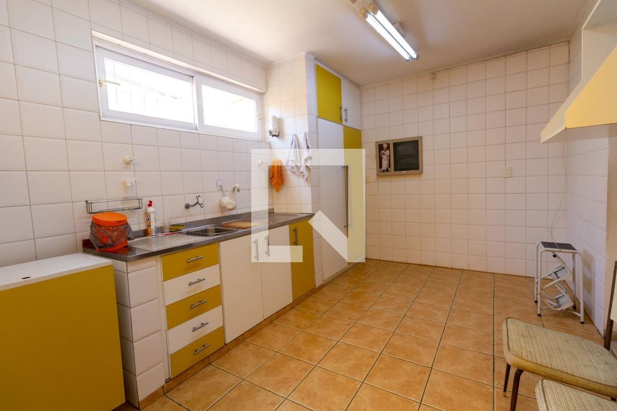 Casa, 3 quartos, 300 m² - Foto 78