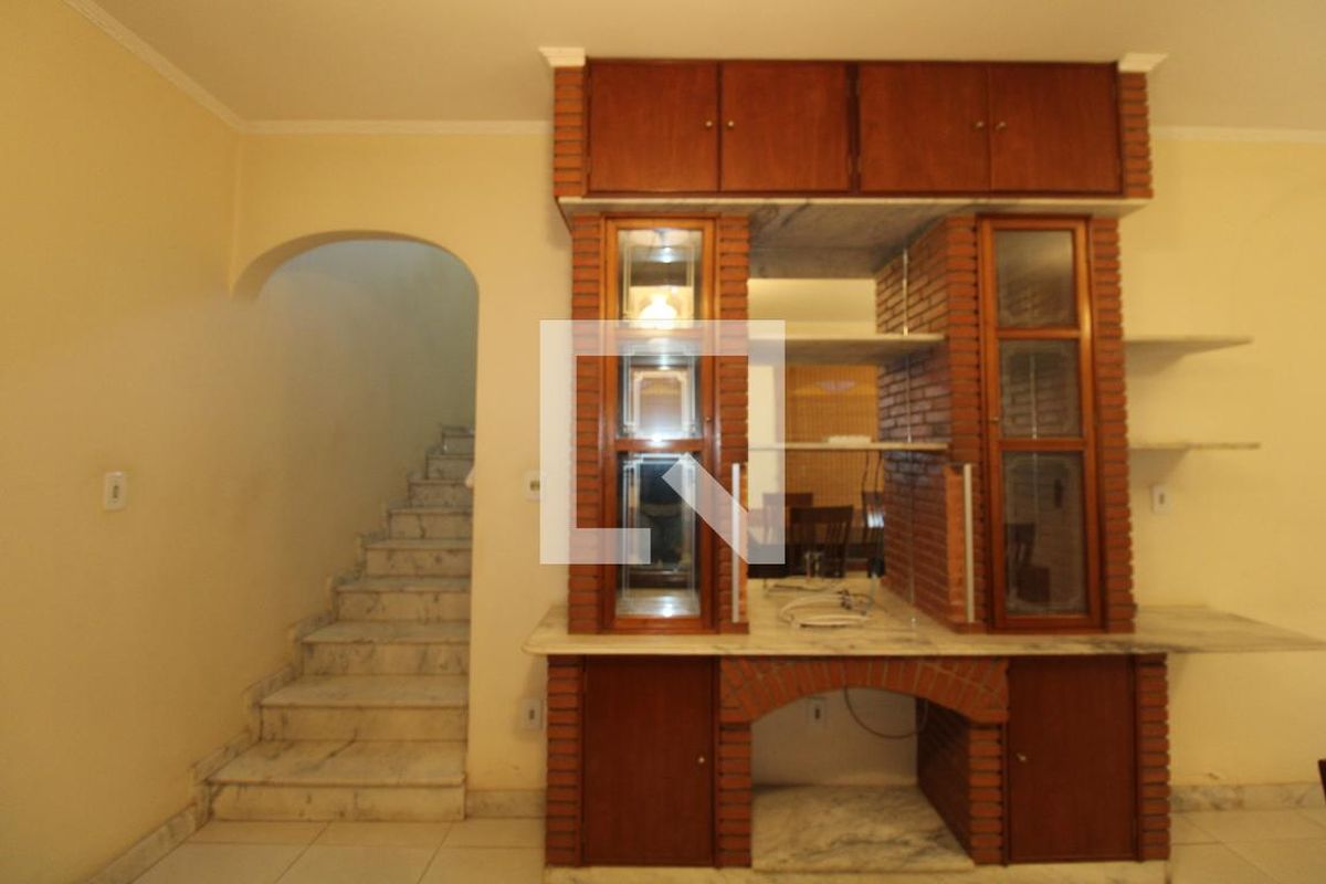 Casa à Venda - Guanabara, 4 Quartos,  300 m2 em , Campinas - sp | SoloBR