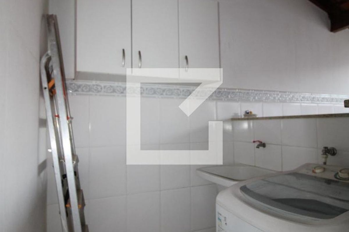 Casa à Venda - Guanabara, 4 Quartos,  300 m2 em , Campinas - sp | SoloBR