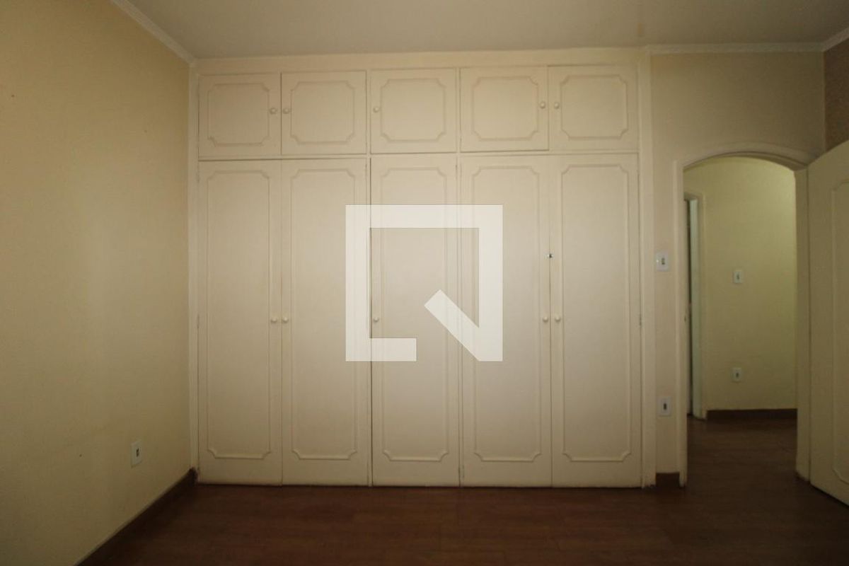 Casa à Venda - Guanabara, 4 Quartos,  300 m2 em , Campinas - sp | SoloBR