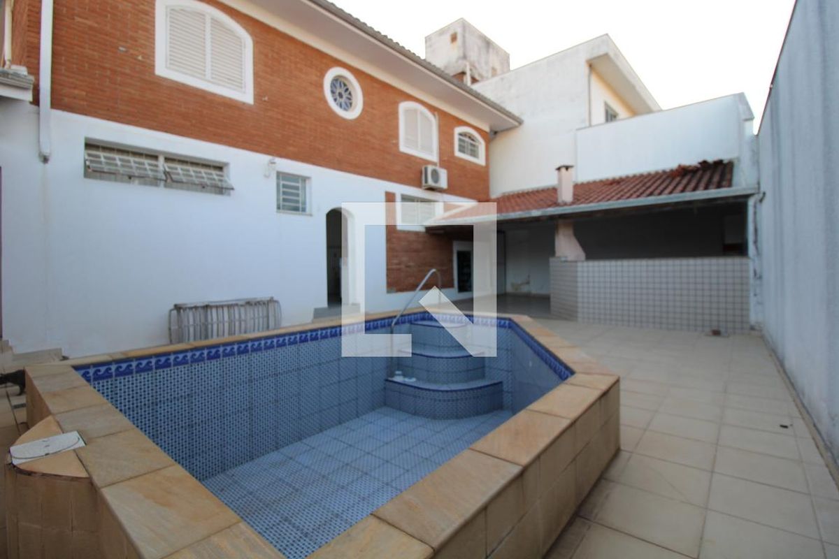 Casa à Venda - Guanabara, 4 Quartos,  300 m2 em , Campinas - sp | SoloBR