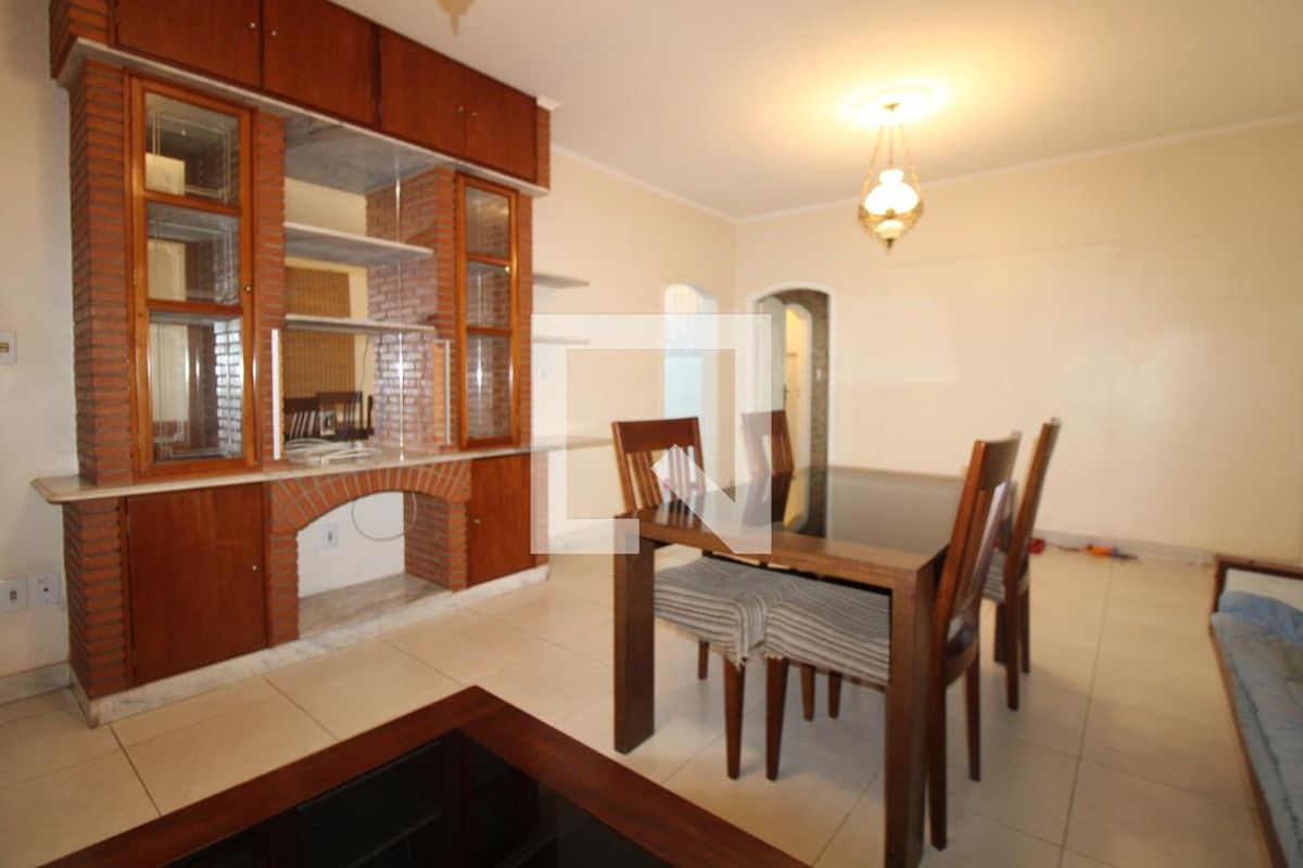 Casa à Venda - Guanabara, 4 Quartos,  300 m2 em , Campinas - sp | SoloBR