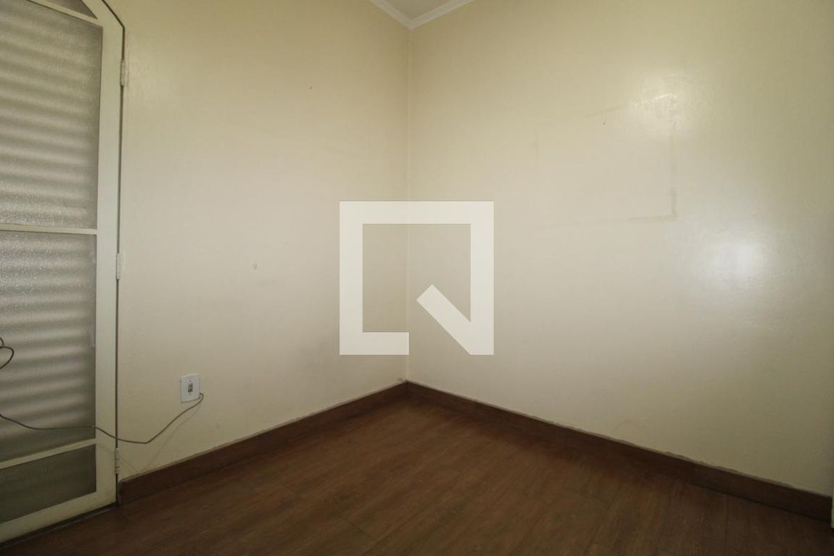 Casa à Venda - Guanabara, 4 Quartos,  300 m2 em , Campinas - sp | SoloBR