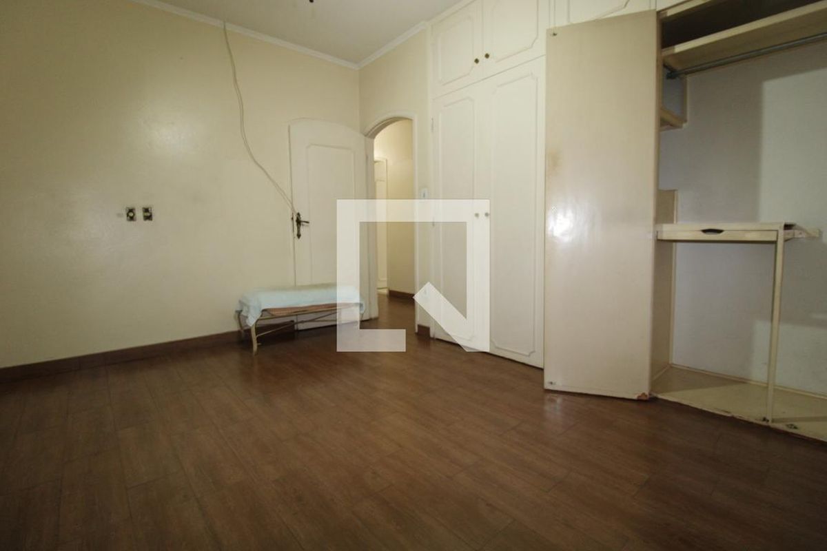 Casa à Venda - Guanabara, 4 Quartos,  300 m2 em , Campinas - sp | SoloBR