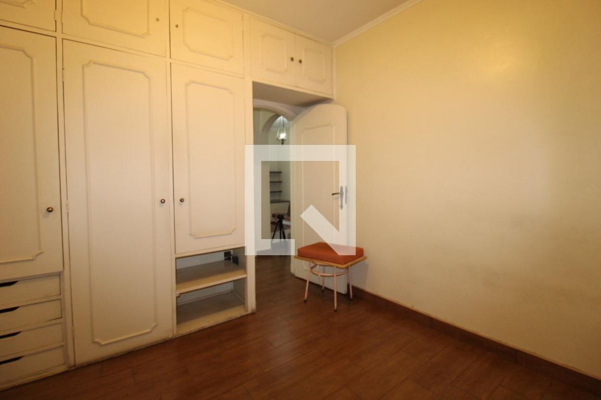 Casa à Venda - Guanabara, 4 Quartos,  300 m2 em , Campinas - sp | SoloBR