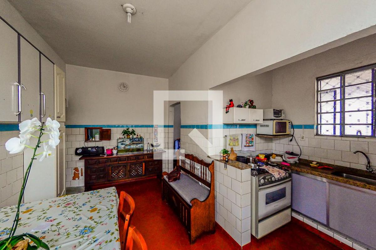 Casa à Venda - Bosque, 3 Quartos,  130 m2 em , Campinas - sp | SoloBR