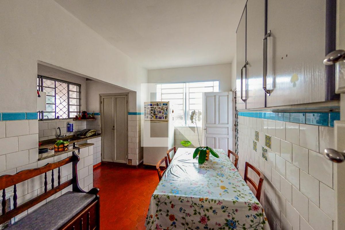 Casa à Venda - Bosque, 3 Quartos,  130 m2 em , Campinas - sp | SoloBR