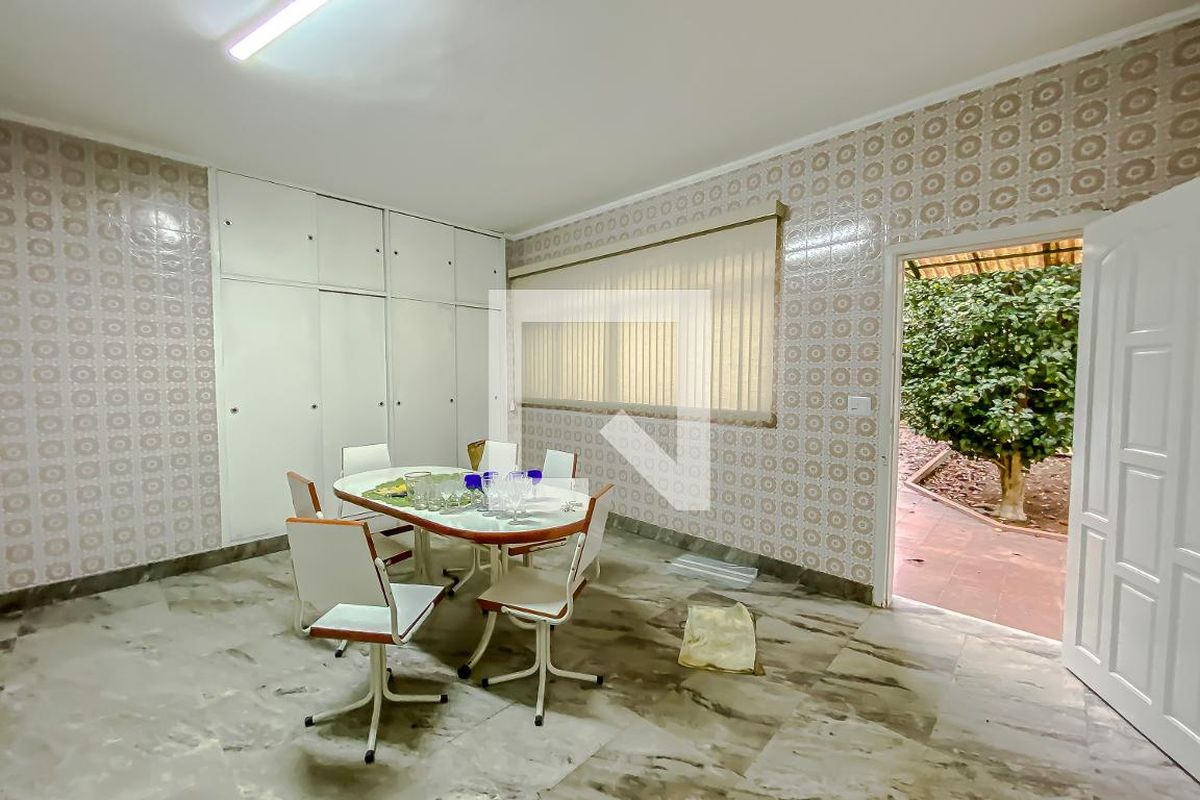 Casa, 4 quartos, 448 m² - Foto 40