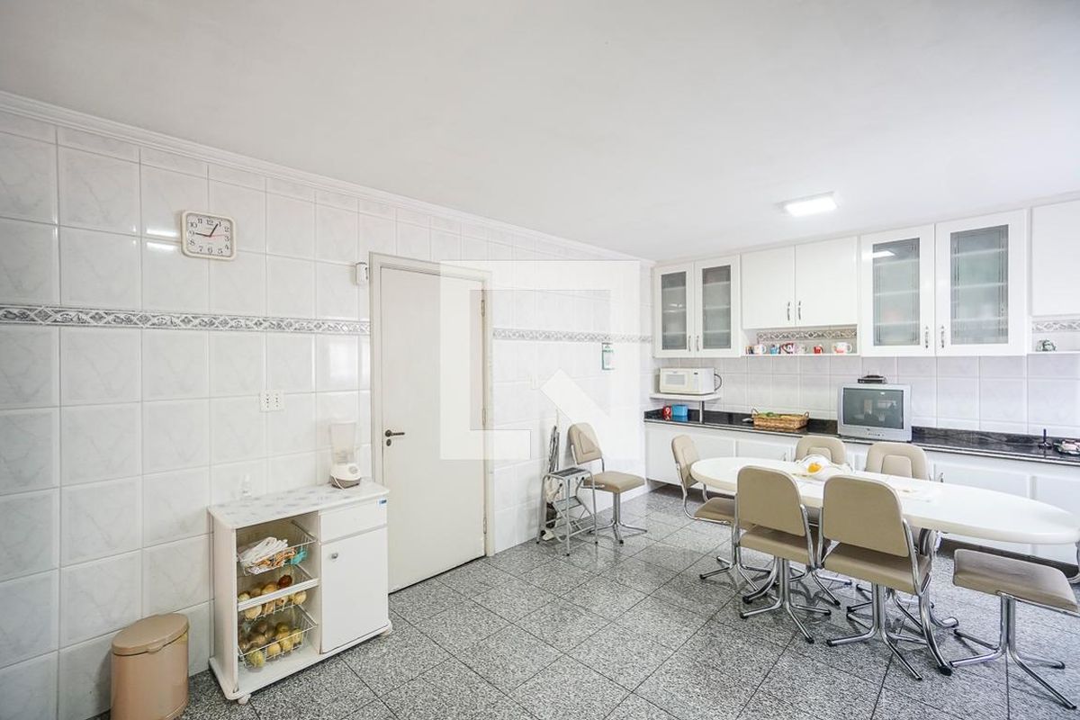 Casa, 3 quartos, 320 m² - Foto 80