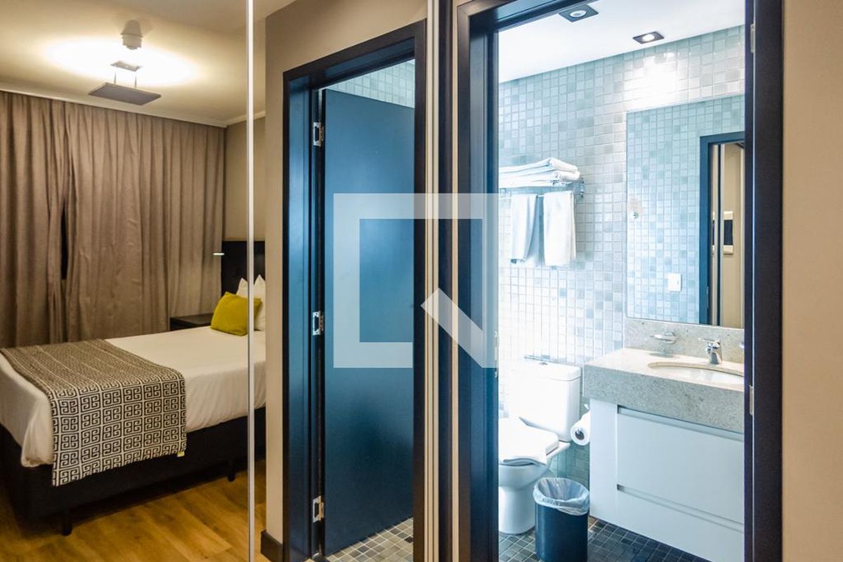 Apartamento à Venda - Cambuí, 1 Quarto,  37 m2 em , Campinas - sp | SoloBR
