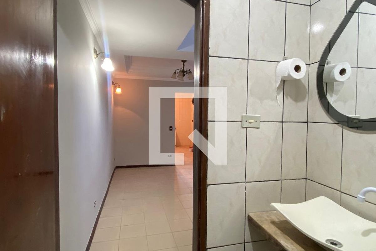 Casa, 3 quartos, 250 m² - Foto 128