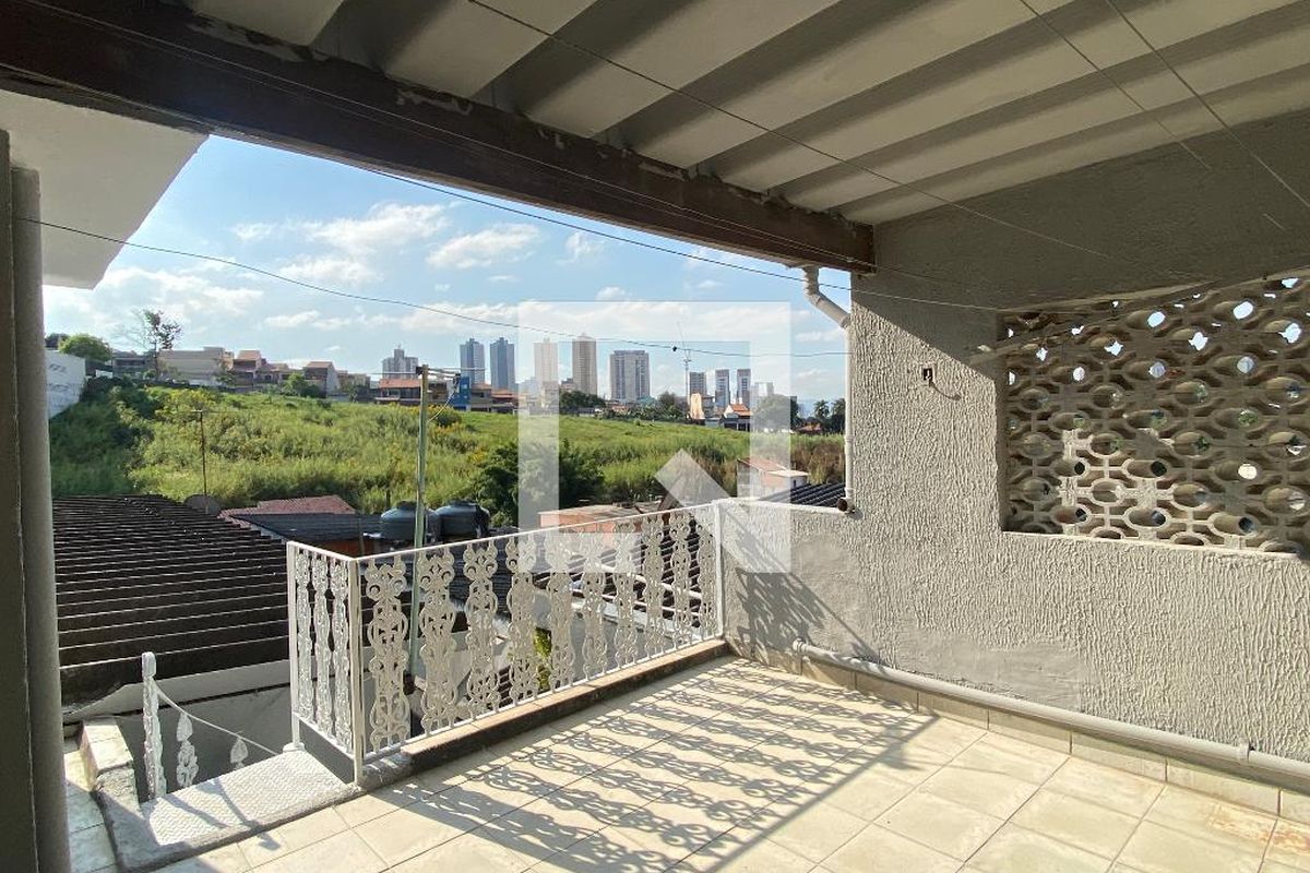 Casa, 3 quartos, 250 m² - Foto 147