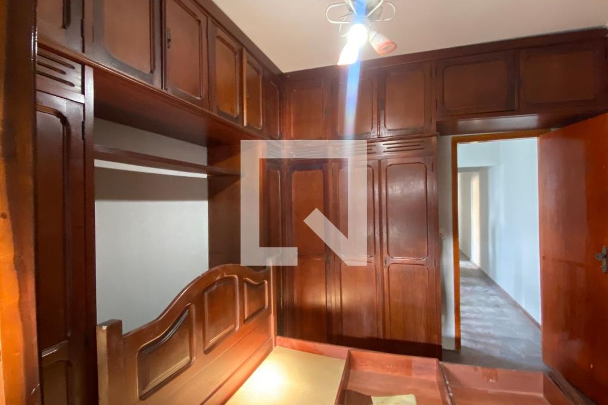 Casa, 3 quartos, 250 m² - Foto 102